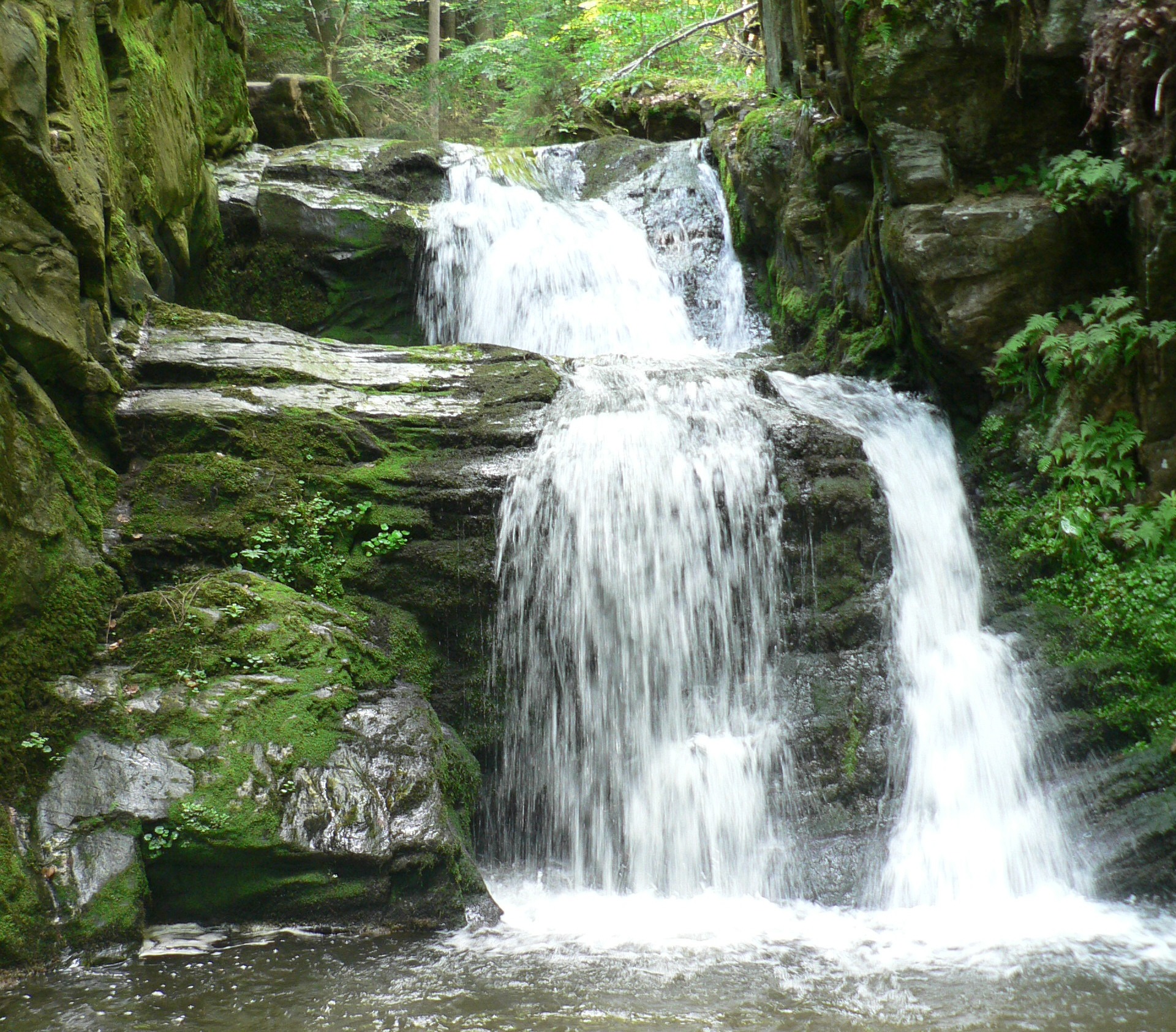 Rešovské vodopády